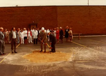 Construction 1984 - crop10