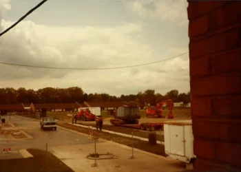 Construction 1984 - crop17