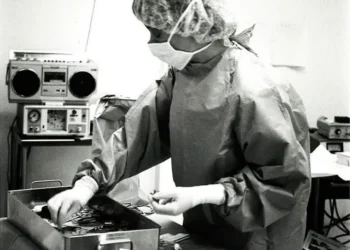 Deborah Hinebaugh, CST with instruments-crop