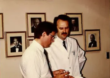 Dr. Kiechel, Dr. Elliot (1985)-crop